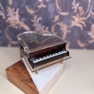 Vintage Sankyo Mini Grand Piano Music Box "I'd Like to Teach the World to Sing"